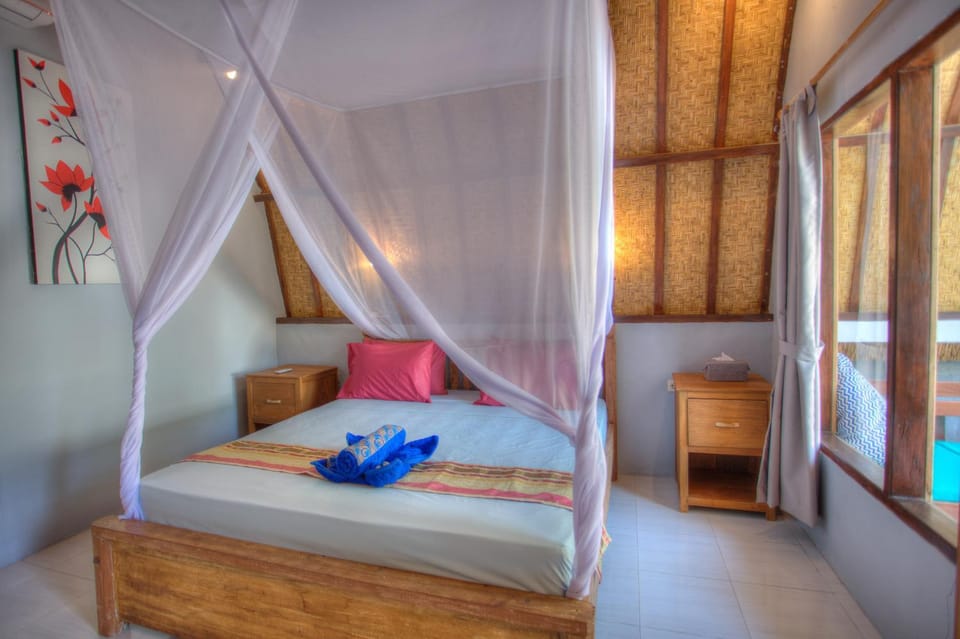 Bed, Photo of the whole room, Decorative detail