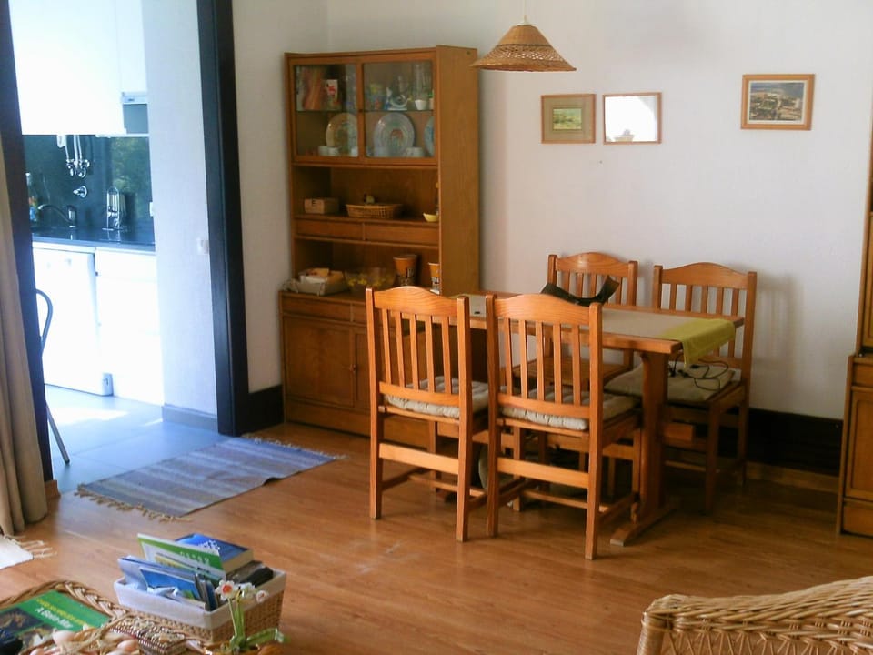 Coffee/tea facilities, Living room