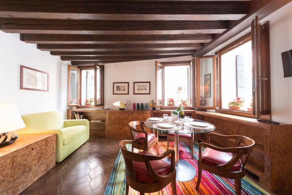 Ca' Milion Apartment in San Marco