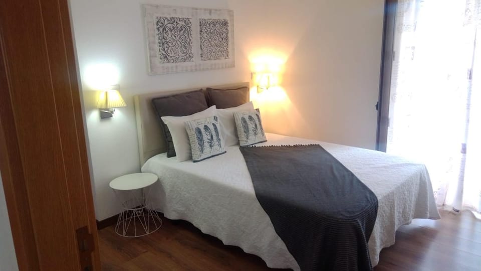 Bed, Bedroom, VIP