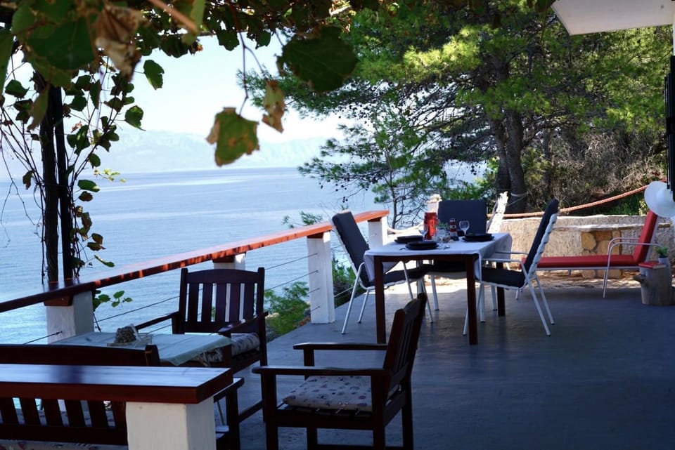 Beach House Hvar House in Split-Dalmatia County