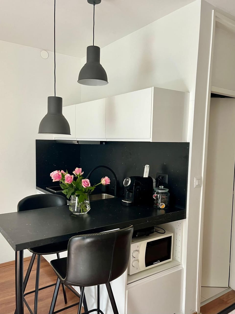 Kitchen or kitchenette, Dining area, kitchen