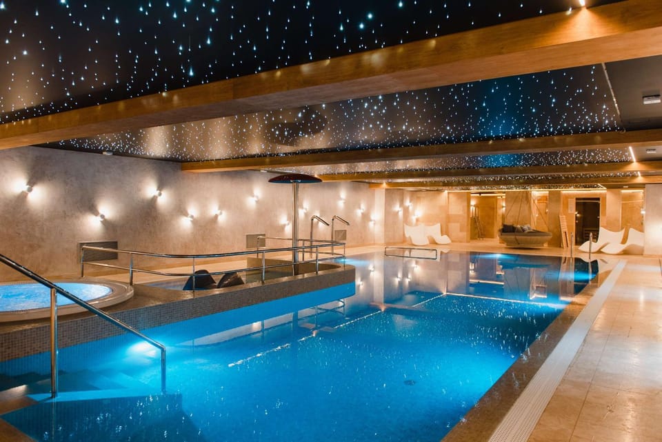 On site, Pool view, Swimming pool