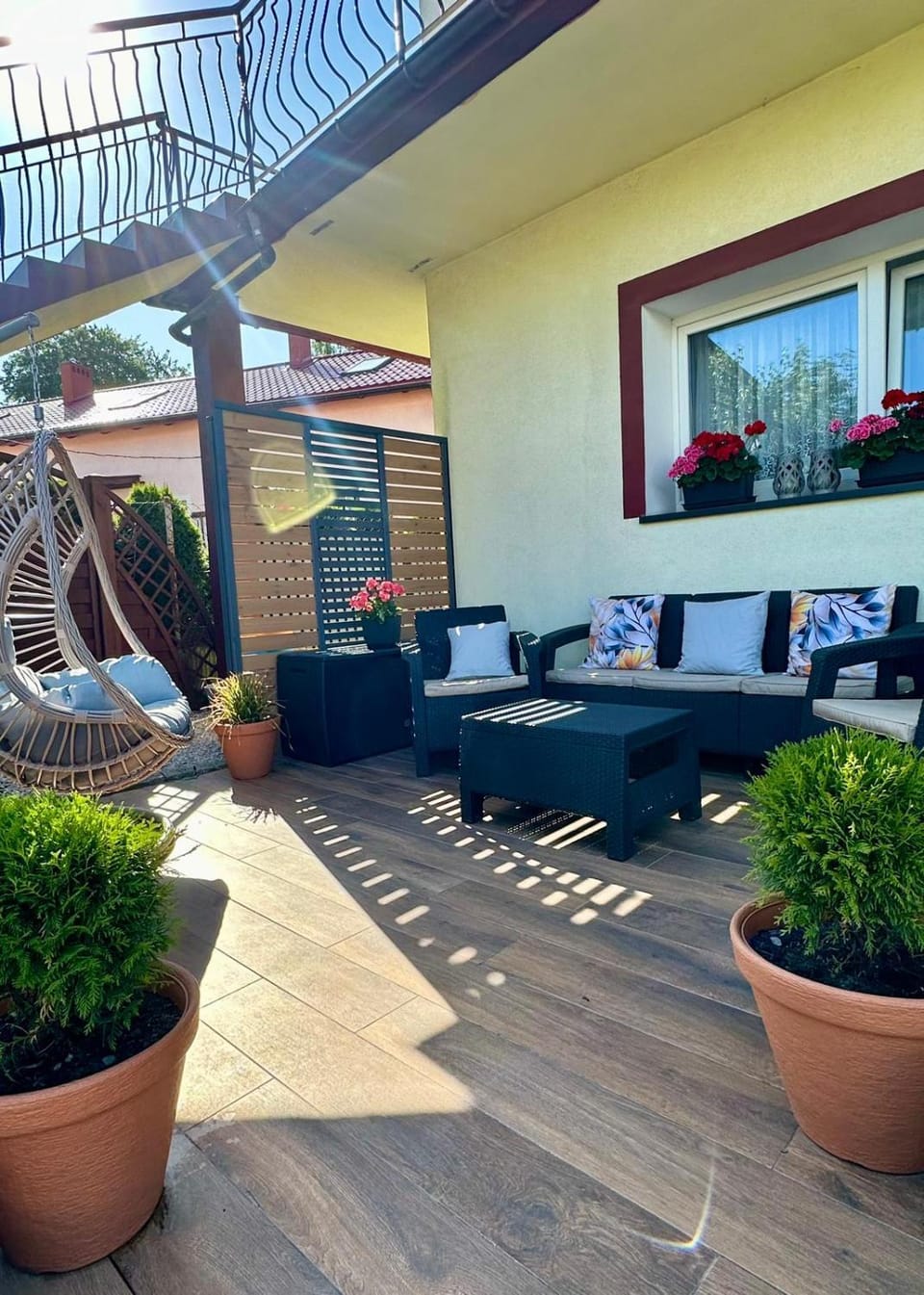 Garden, Seating area