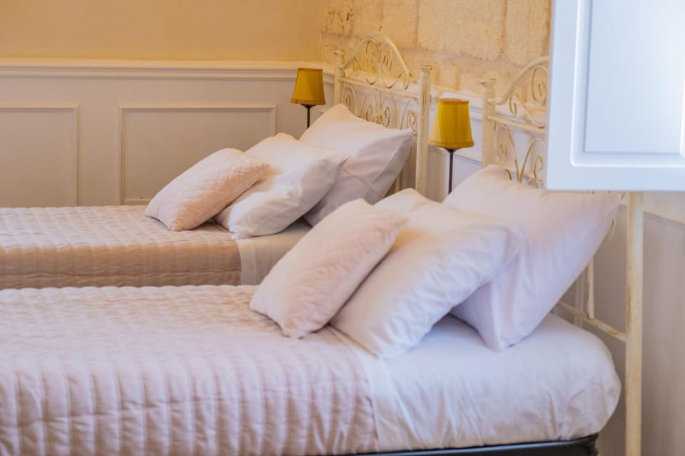 Bed, Bedroom