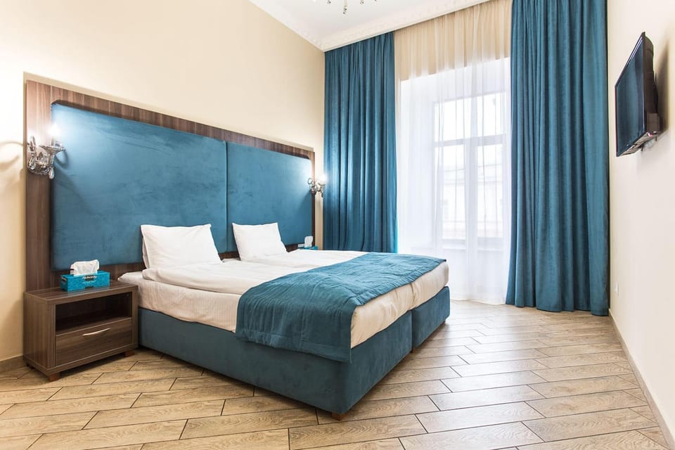 Bed, Photo of the whole room