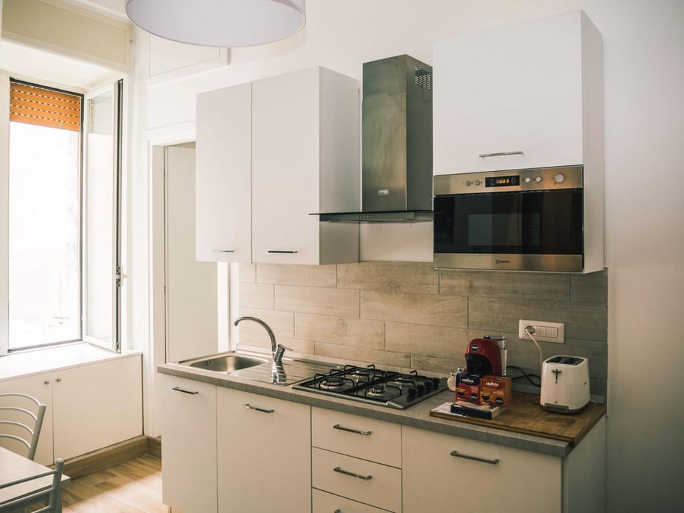 Kitchen or kitchenette, Living room, Dining area