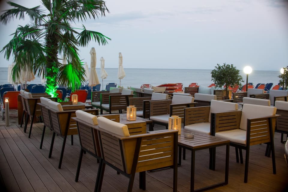 Lounge or bar