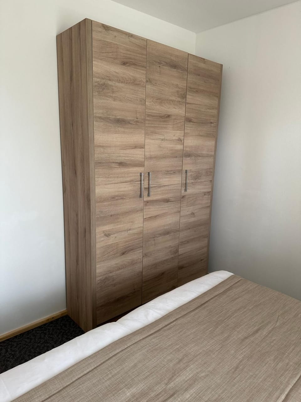 Bedroom, wardrobe