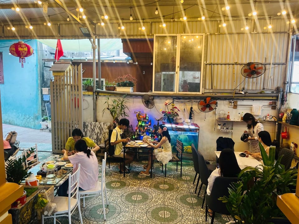 Cat Ba Mystery Homestay Vacation rental in Laos