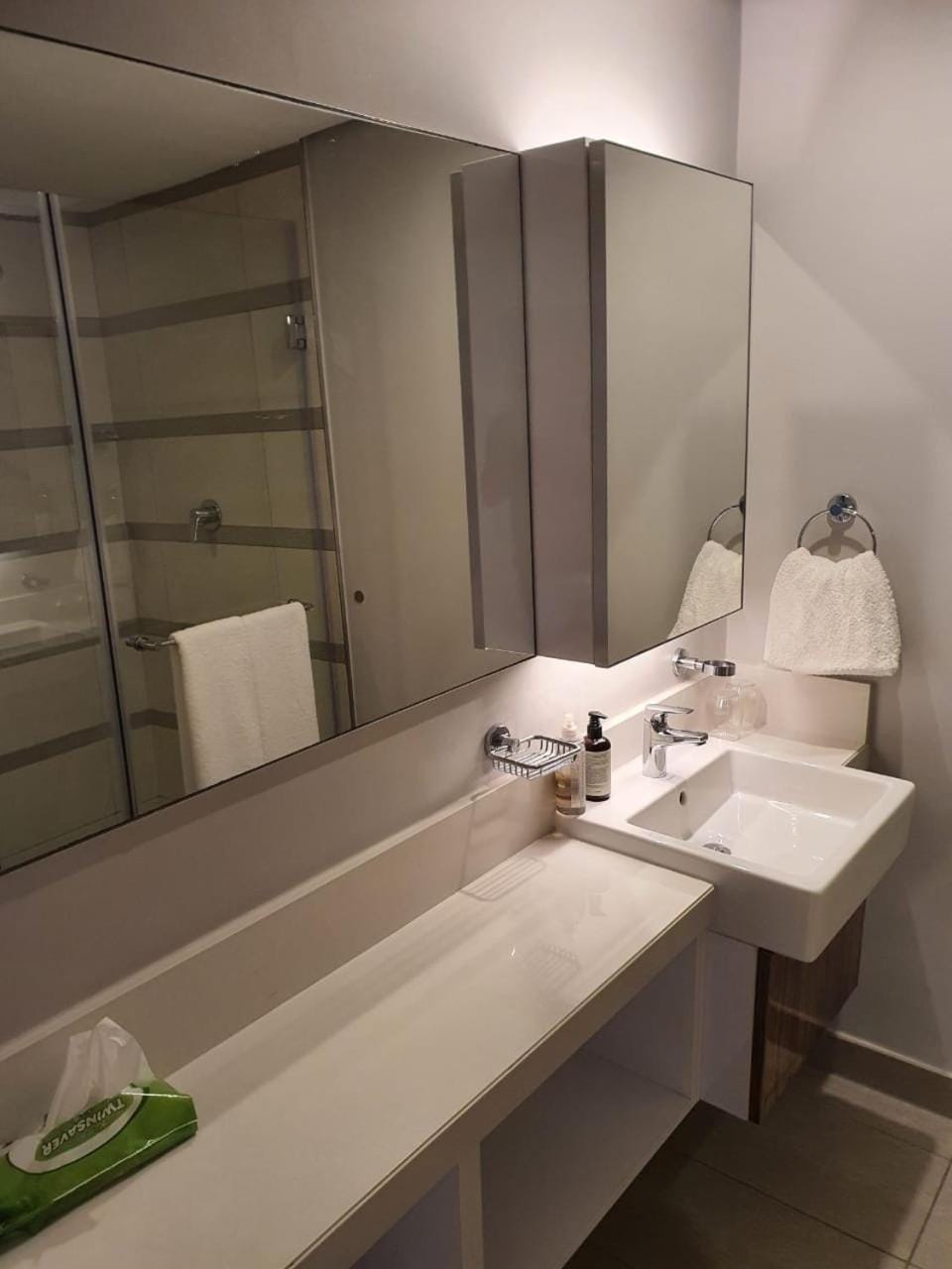 Pearls Sea View Luxury Studio - Self Catering Apartment in Umhlanga