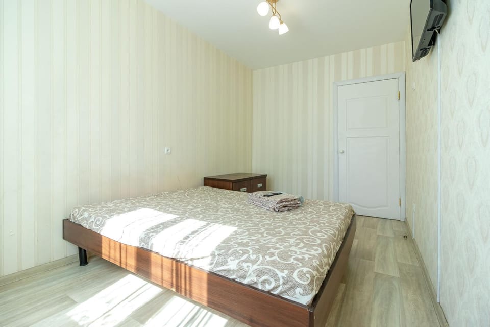 Bed, TV and multimedia, towels, towels