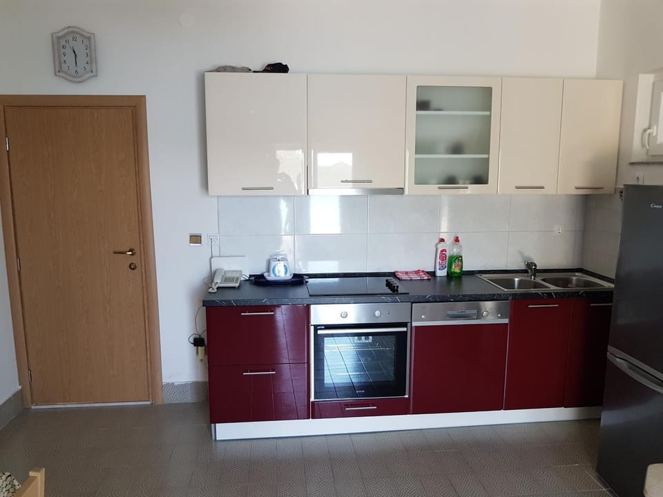 Holiday home >Nikola< Brijesta House in Putniković