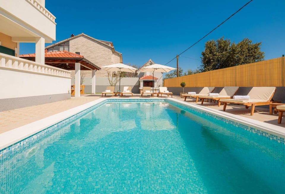 Villa Rosa Ventorum with private pool near Split Villa in Šibenik-Knin County, Croatia