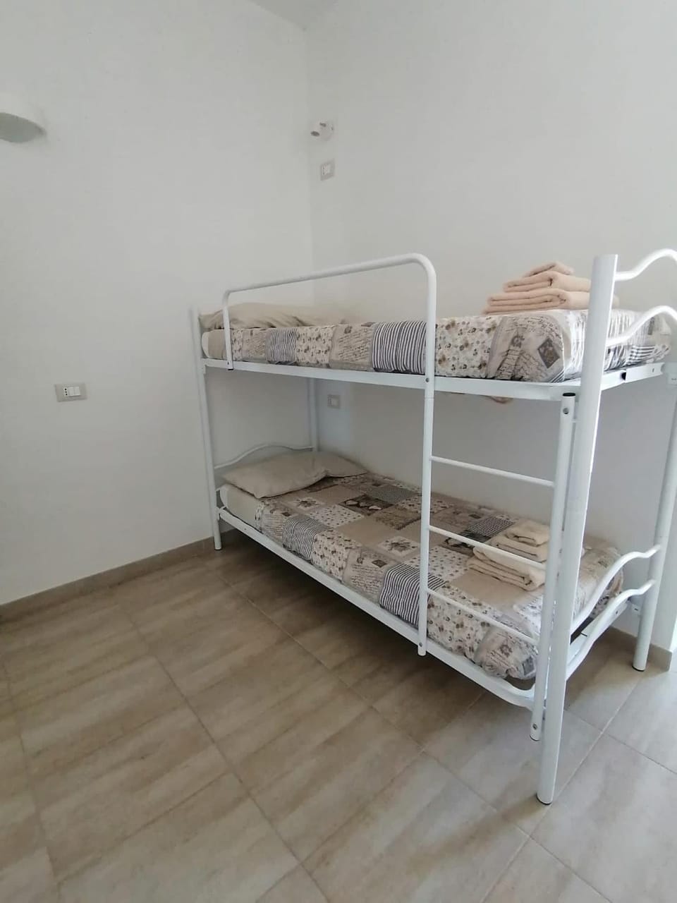 bunk bed