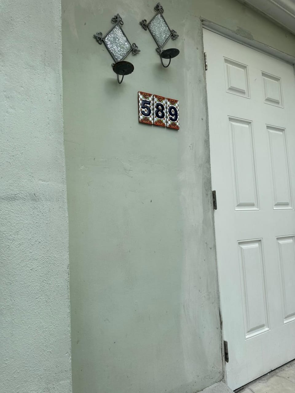 Miami Private Guest House Bed and Breakfast in Miami Springs
