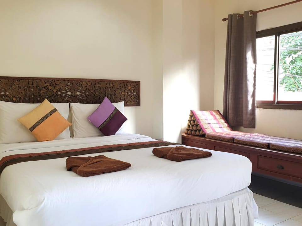 Penzy Guest House Inn in Ko Samui