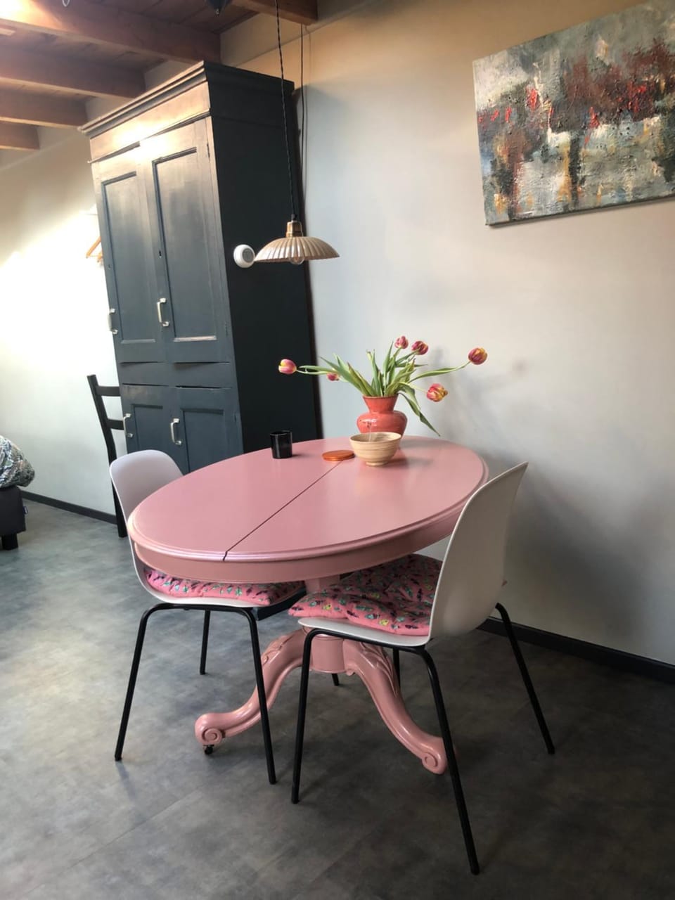Property building, Seating area