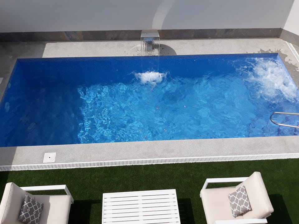 Pool view, Swimming pool, Swimming pool