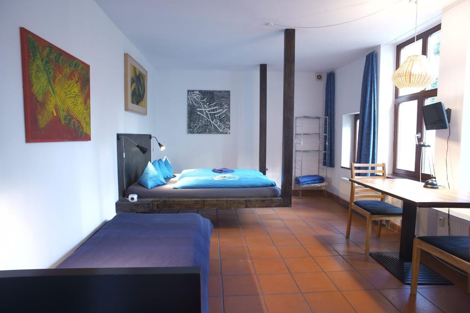 Bed, Photo of the whole room