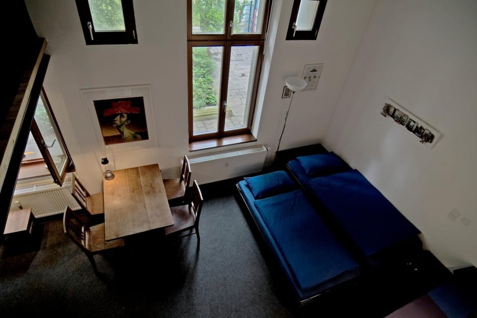 Bed, Photo of the whole room, Dining area