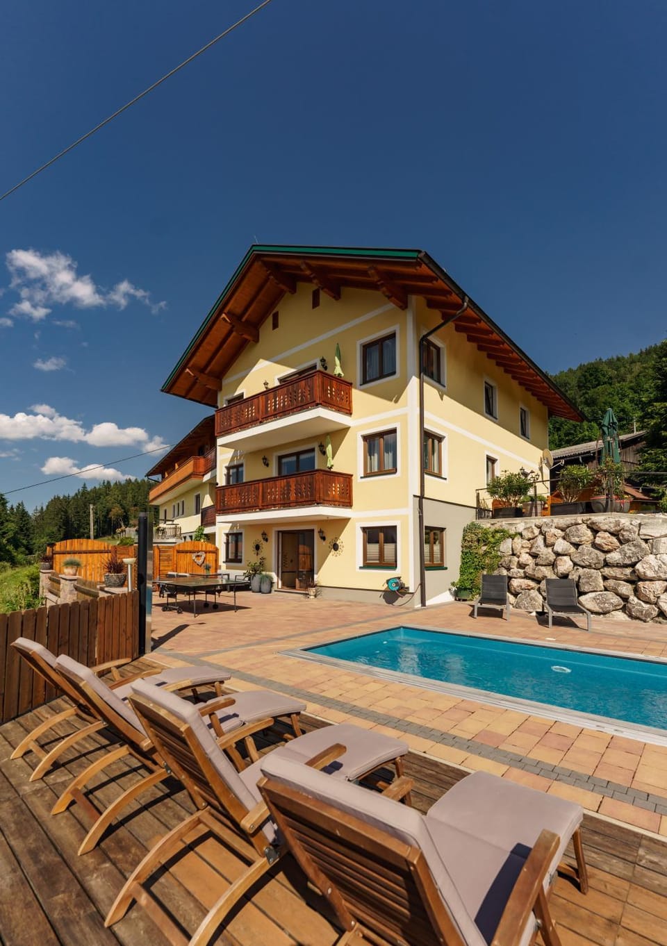 Property building, Swimming pool, sunbed