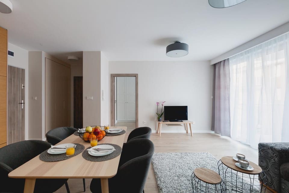 Raval Apartments - Pure Silver Apartment in West Pomeranian Voivodeship, Poland