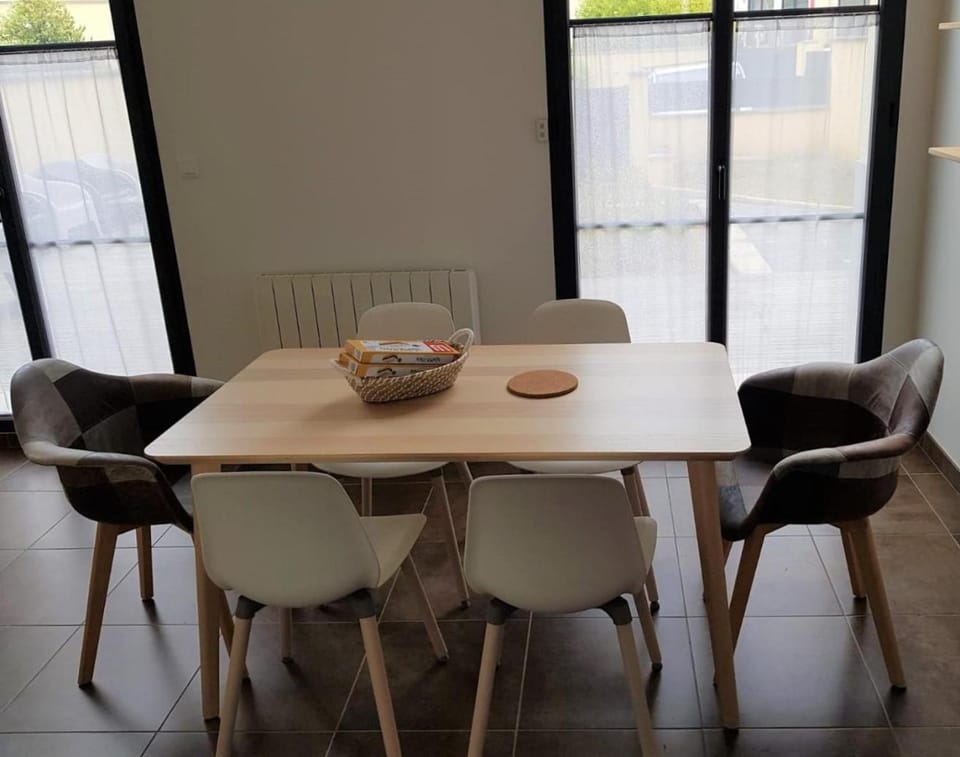 L'Arbre Apartment in Le Mans