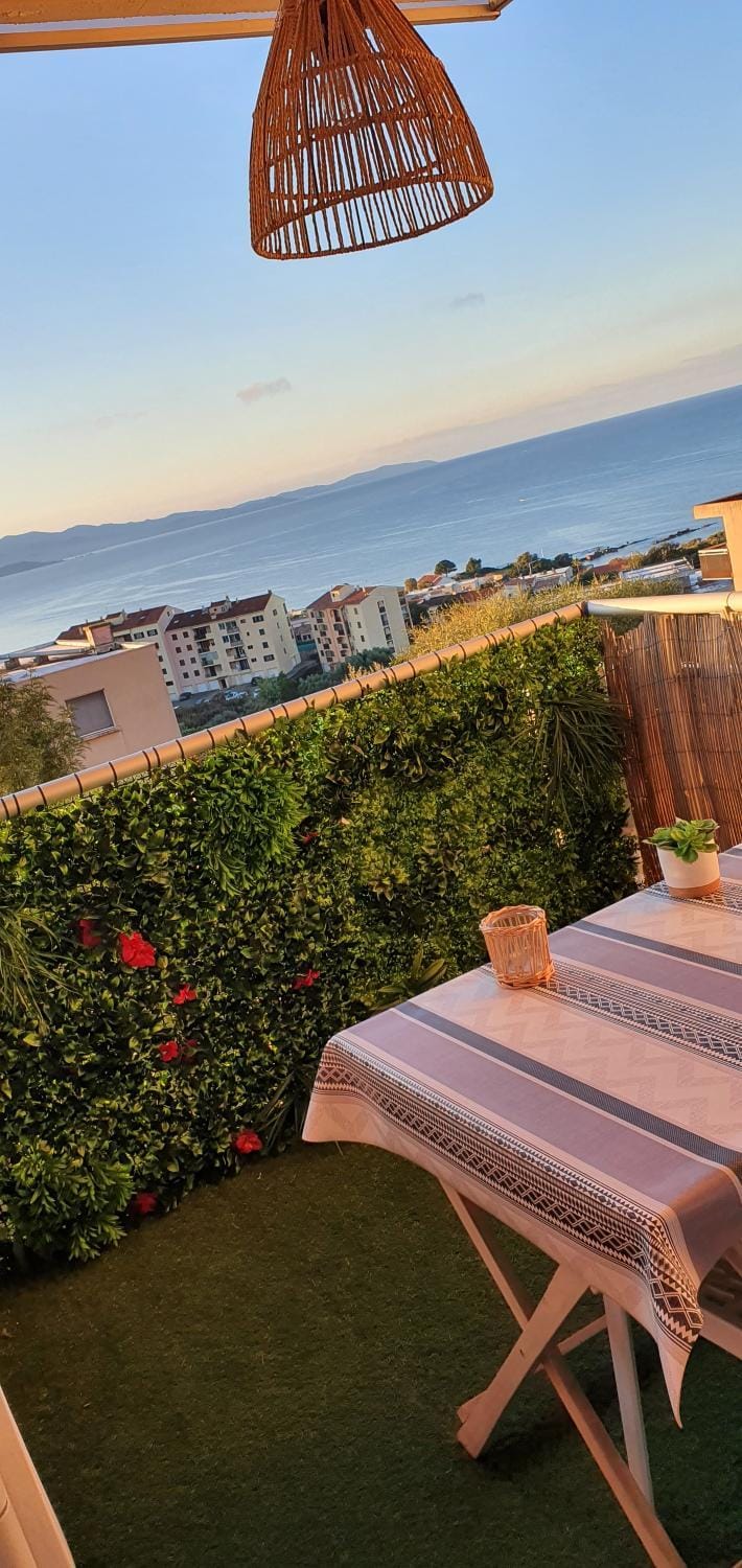 Appartement Ajaccio vue mer panoramique Apartment in Ajaccio