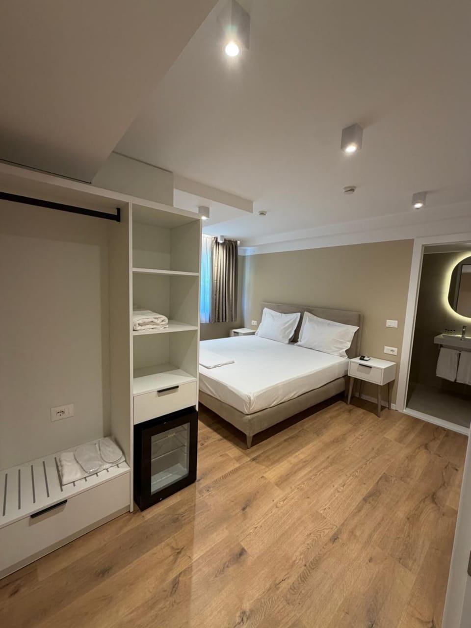 Prime Hotel Hotel in Tirana