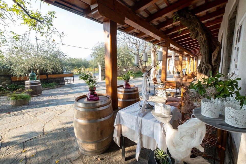 Property building, Restaurant/places to eat