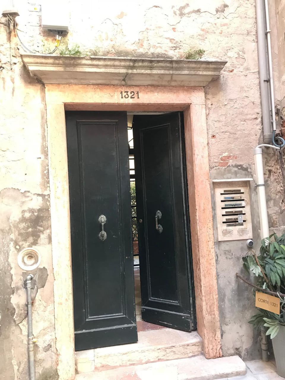 Melusina Ca' Bernarda Venice Historical Center Apartment in San Marco