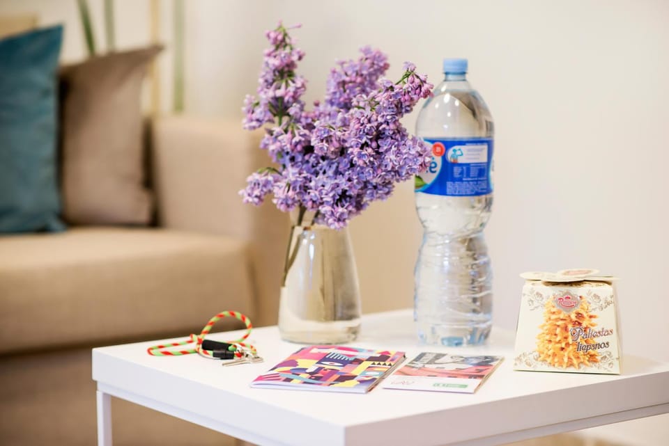 Food and drinks, Food