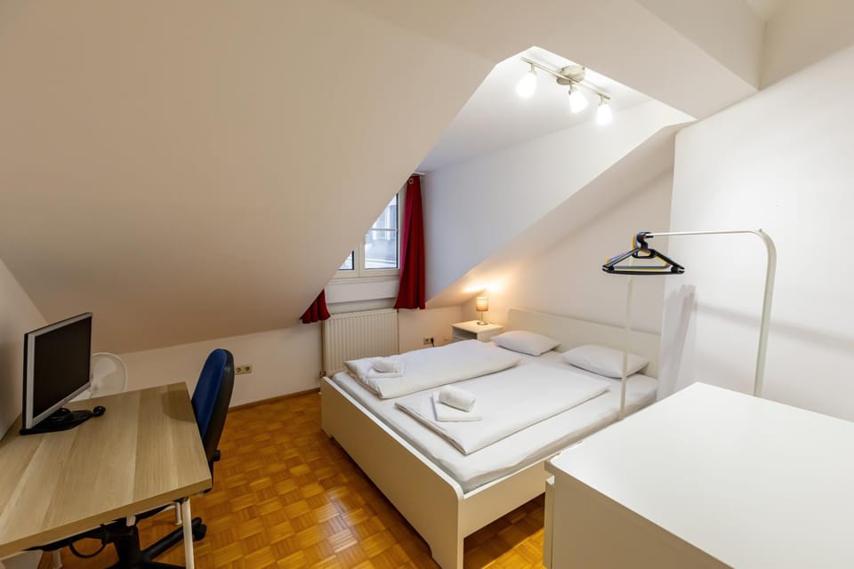 Duplex Apartment - 3 Bedrooms - Bright Living Room Apartment in Vienna