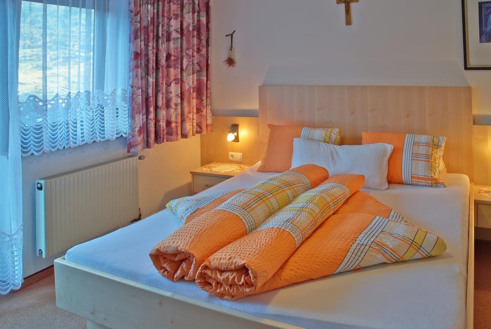 Gästehaus Resi Bed and Breakfast in Tyrol