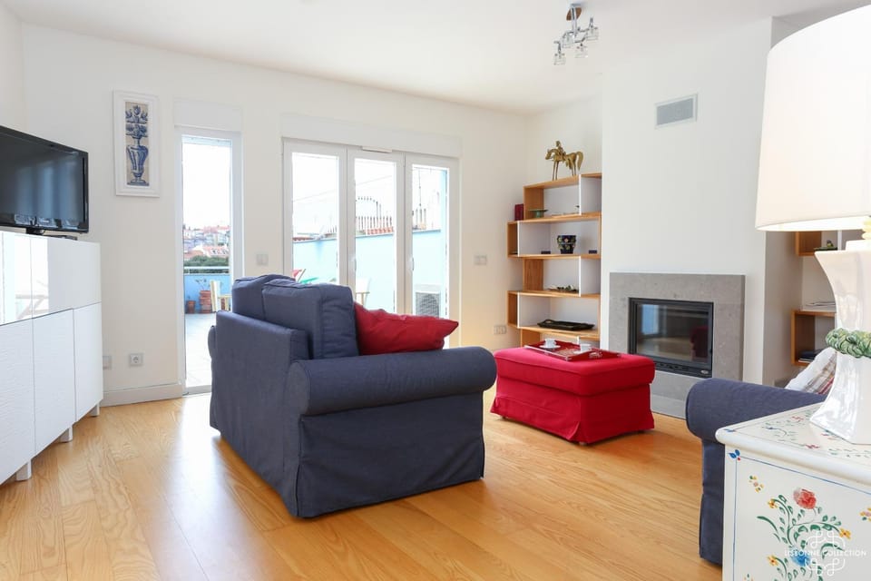 Communal lounge/ TV room, Living room