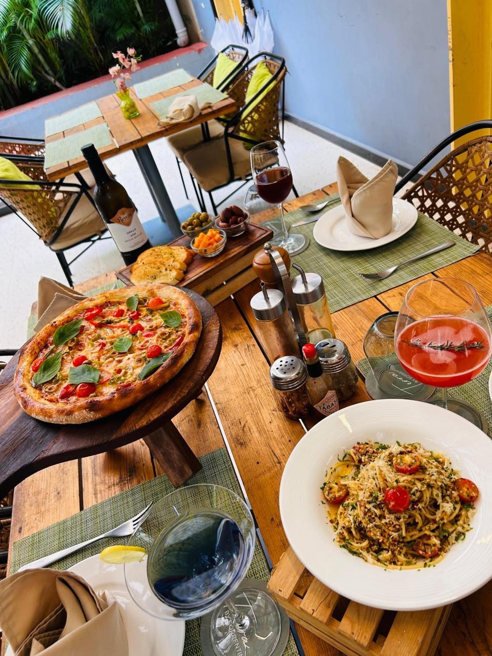 Food and drinks