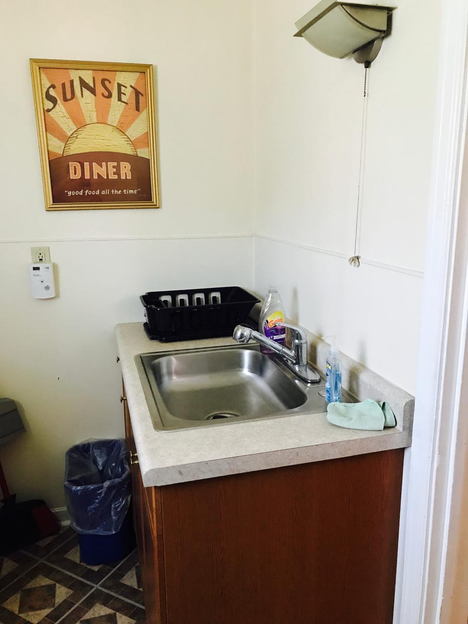 Kitchen or kitchenette