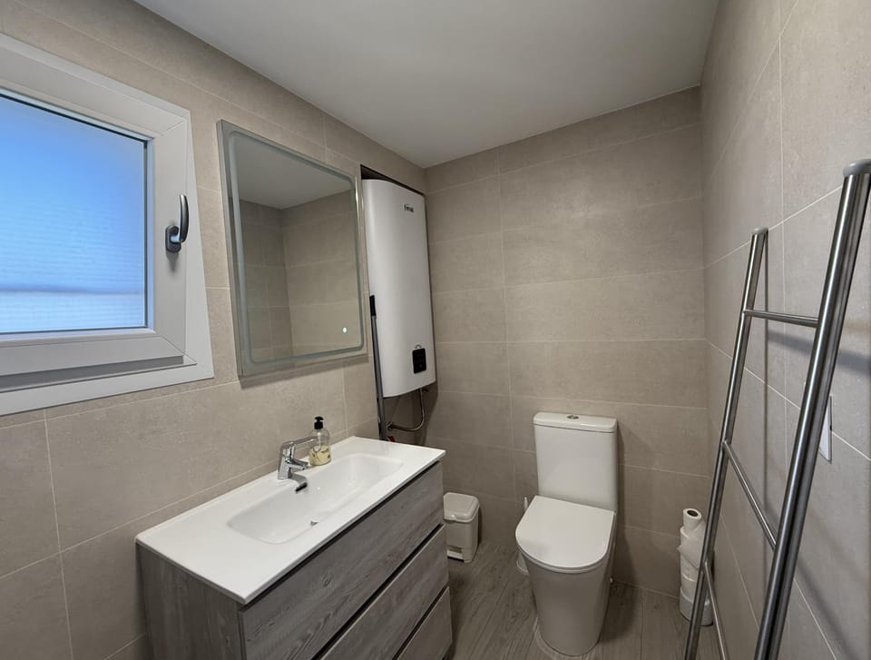R39 Modern One bedroom Esmeralda II Apartment in Costa del Sol
