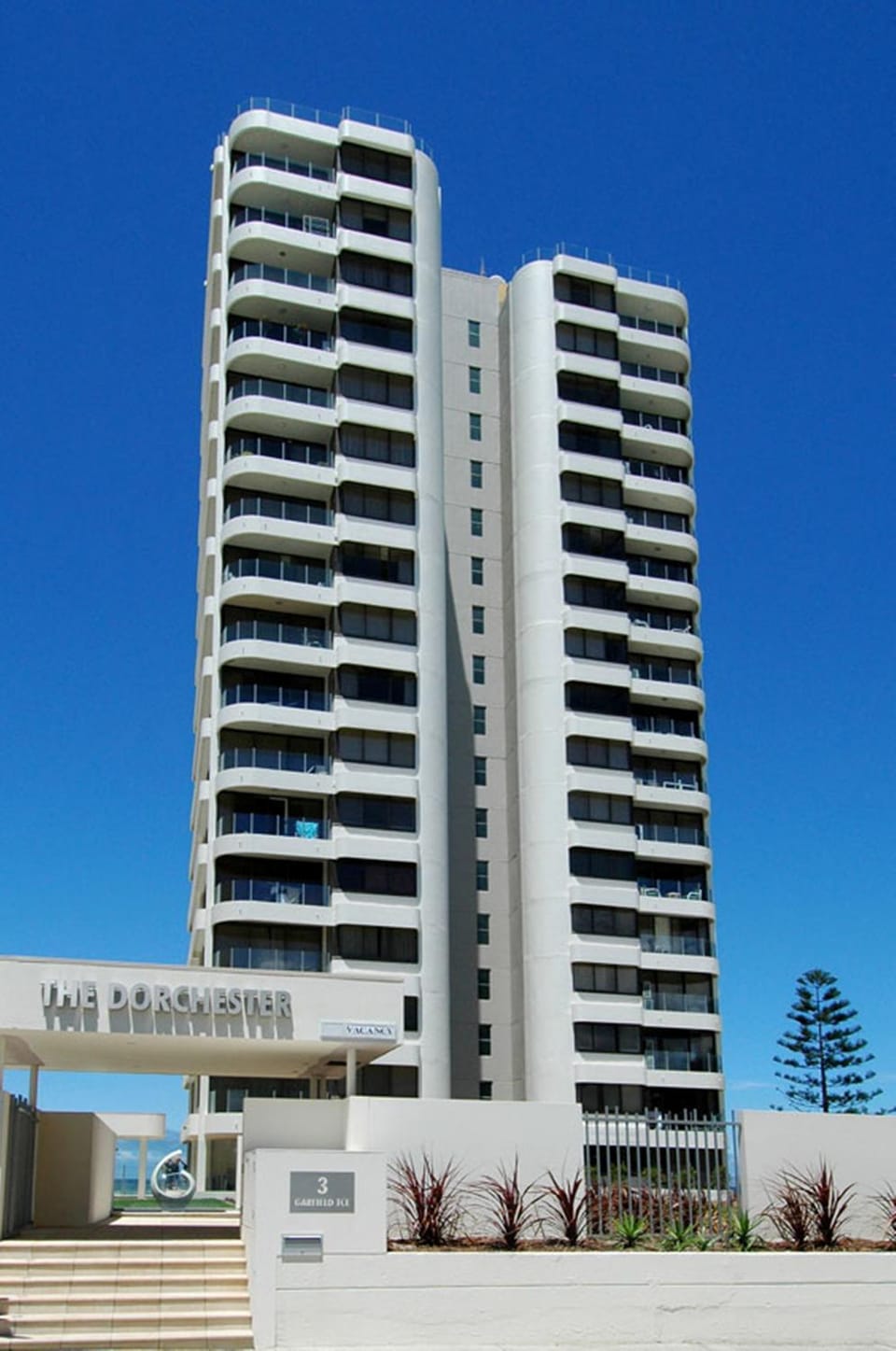 Property building, Facade/entrance