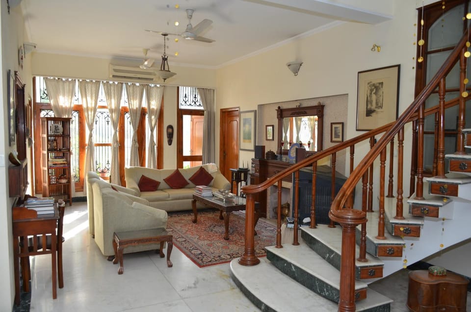 Living room, Lobby or reception
