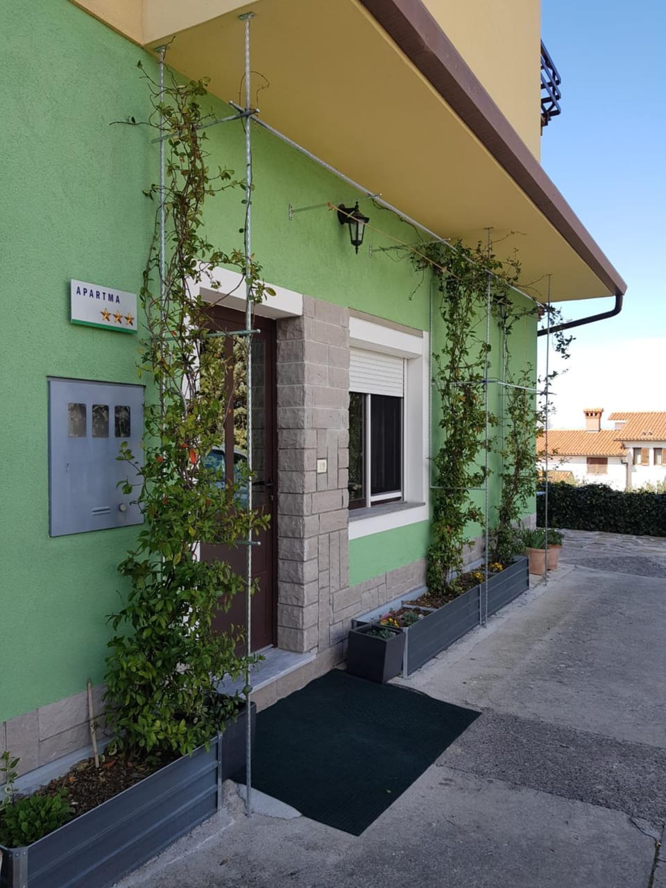 Apartment and rooms Parus Bed and Breakfast in Istria County