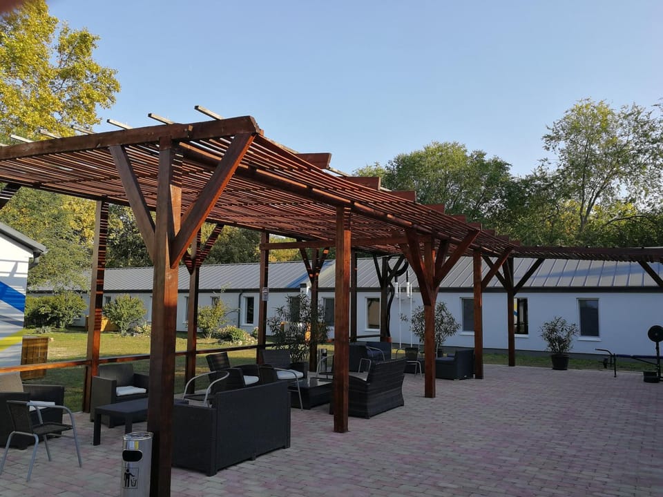 Patio, Garden, Balcony/Terrace