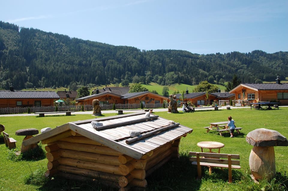 Nearby landmark, Spring, Day, People, Natural landscape, Summer, Children play ground, Garden, Garden, Evening entertainment, Garden view, Mountain view, group of guests, sunbed