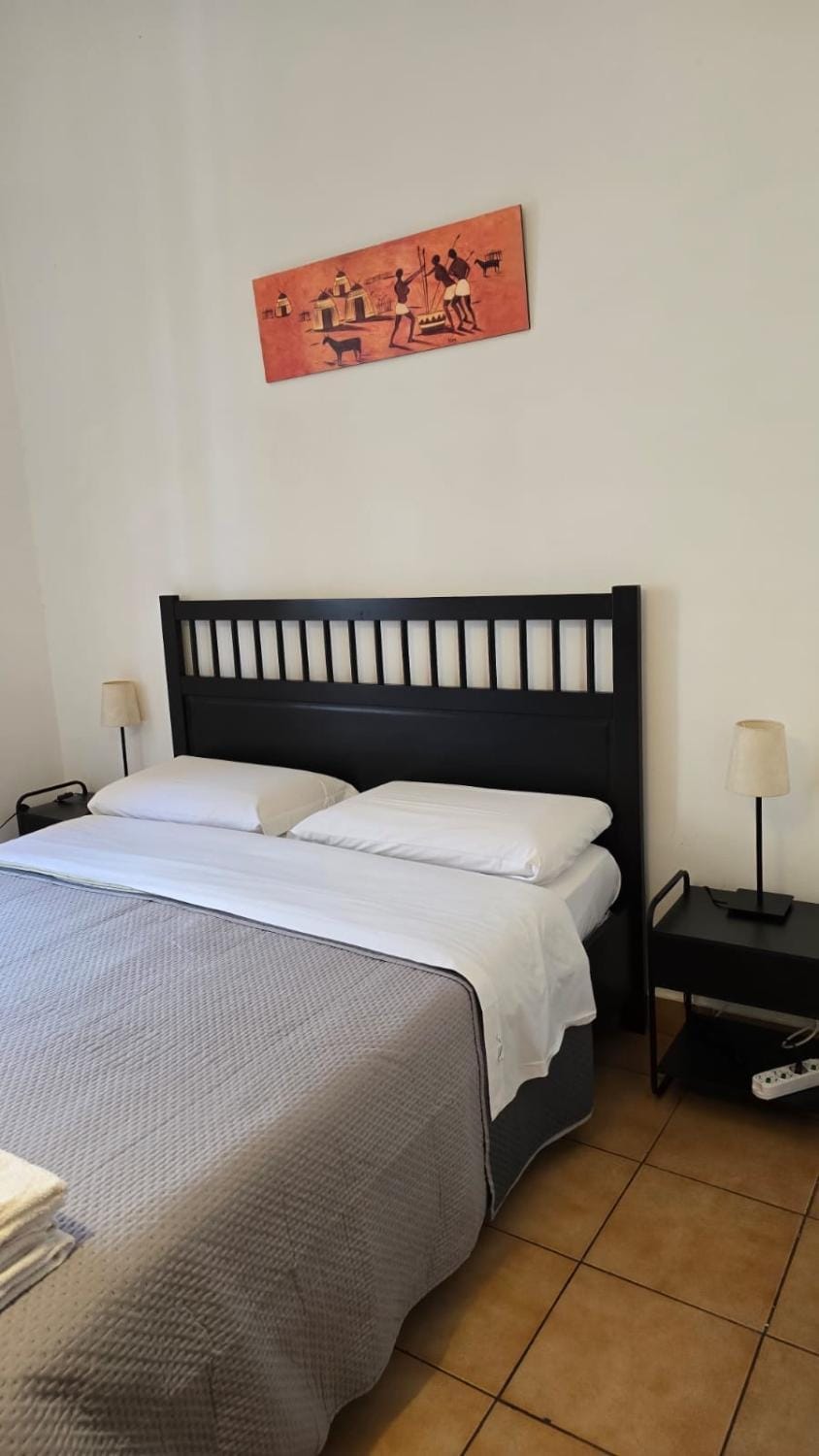 Meltin' Rome Guest House Bed and Breakfast in Rome