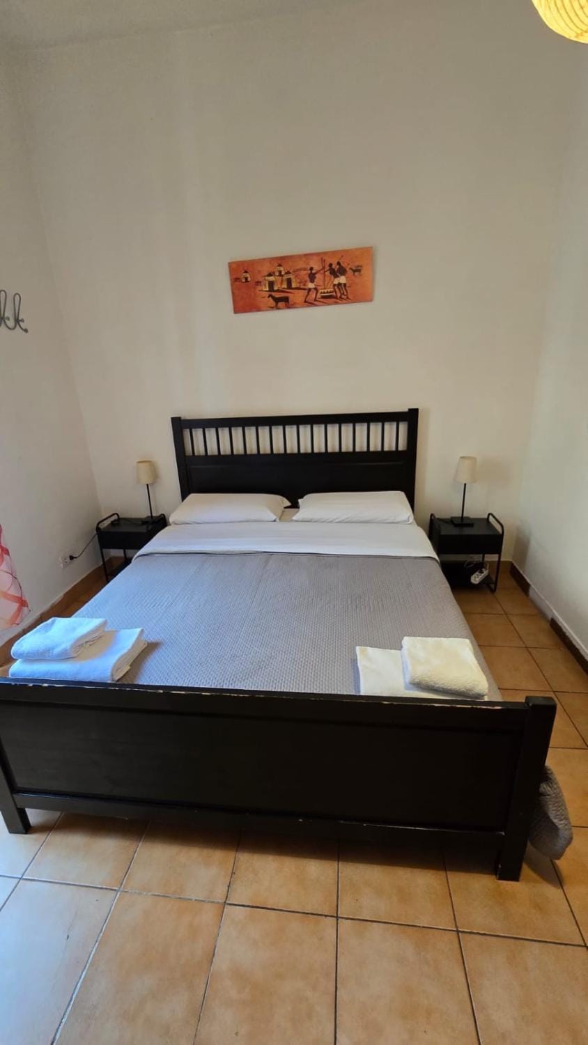 Meltin' Rome Guest House Bed and Breakfast in Rome