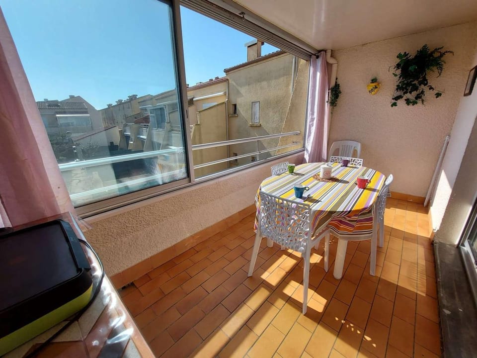Appartement 2 pièces avec piscine et parking à Marseillan-Plage - FR-1-326-574 Apartment in Marseillan