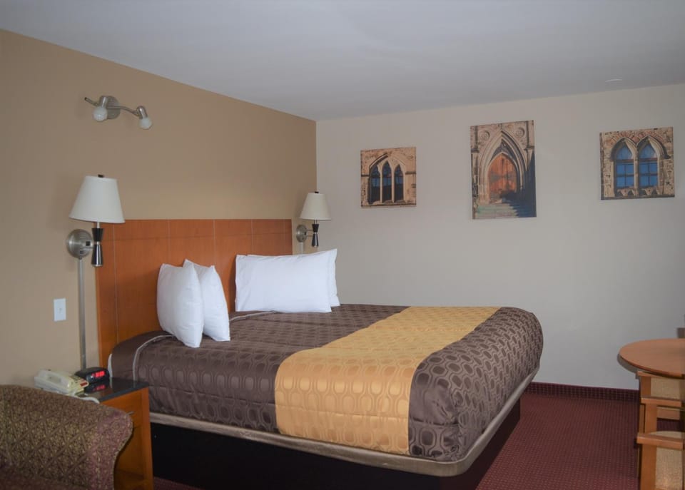Knights Inn Arnprior Motel in Arnprior