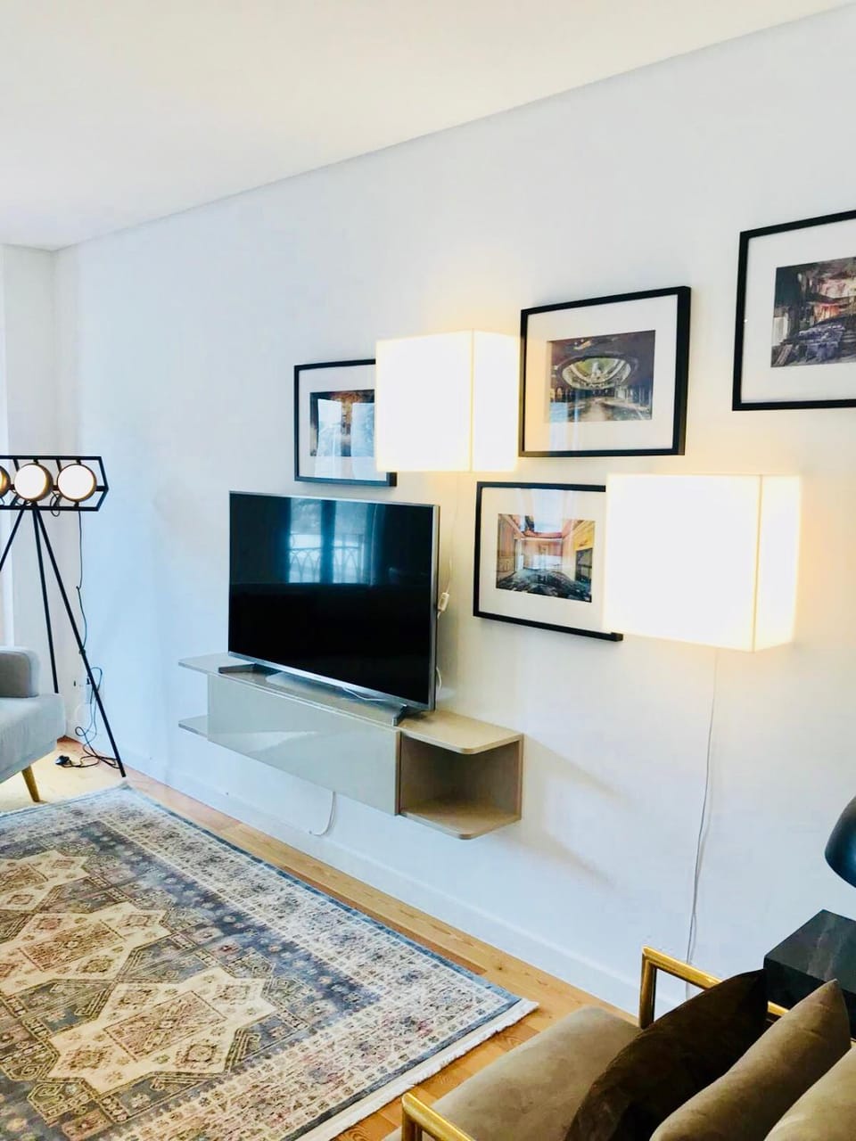 TV and multimedia, Living room, Decorative detail