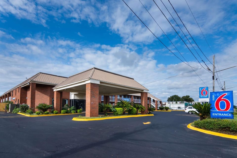 Property building, On site